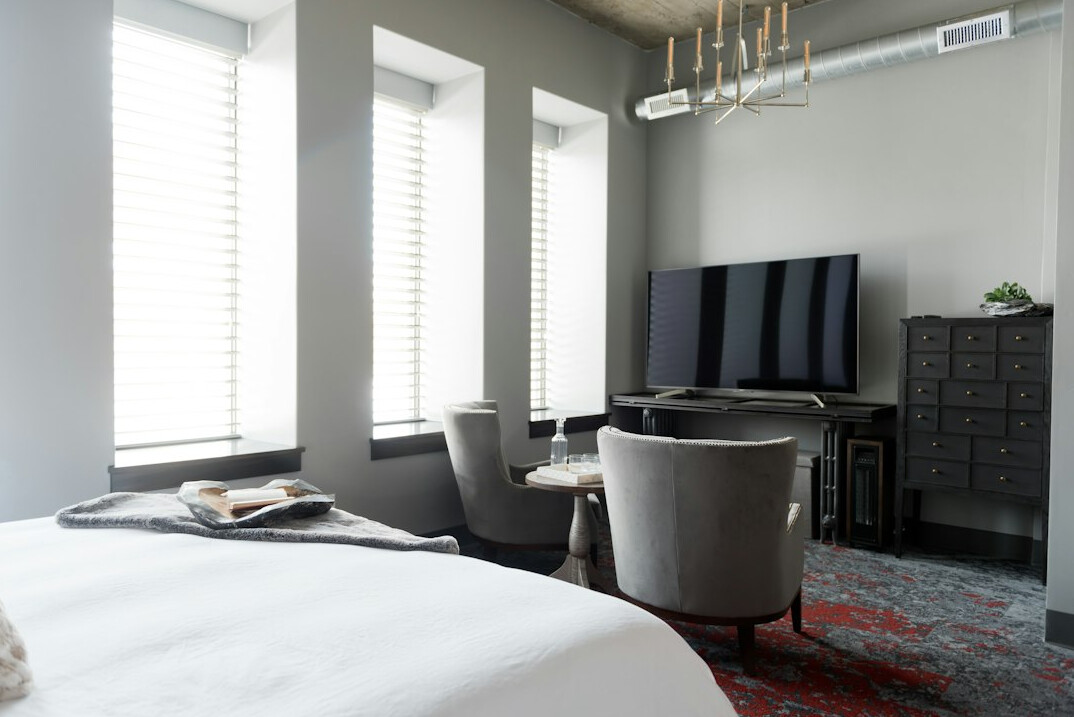 celebrity bedroom suite