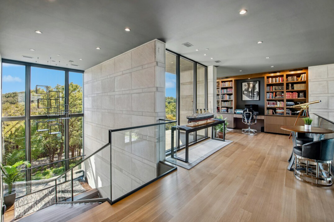 luxury celebrity mansion